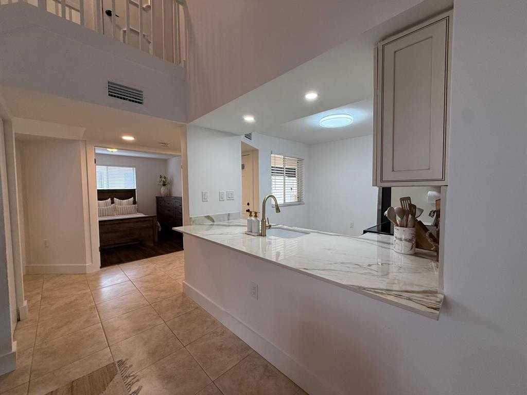 16206 Glenmoor Dr #206 - Photo 5 of 20