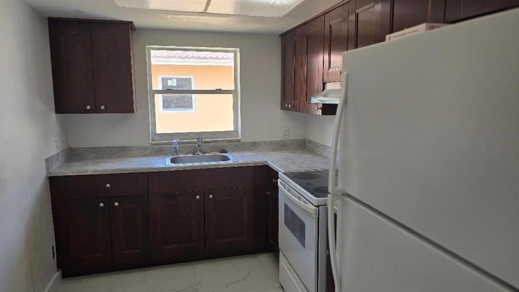 7511 Nw 44th Ct - Photo 2 of 15