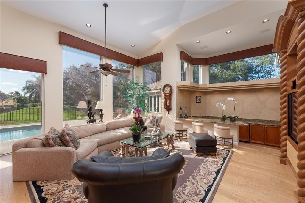 3190 Willow Ln - Photo 6 of 25