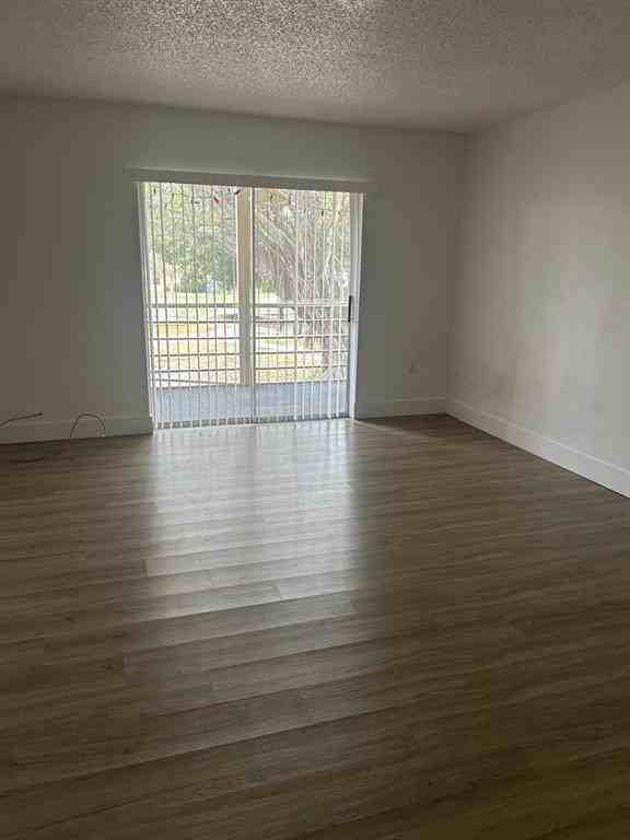 4334 Nw 9th Ave #9-2B - Photo 6 of 13