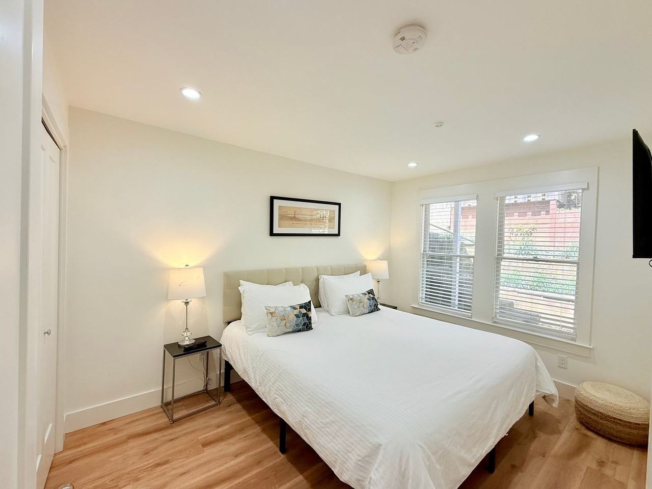 14 Princess Ln - Photo 3 of 7