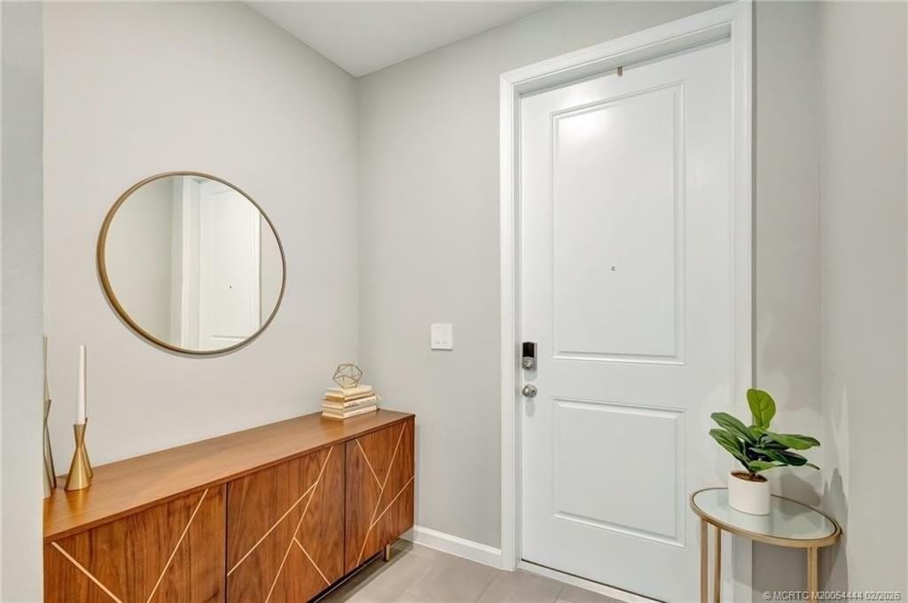 396 Se Sea Hunt Way - Photo 4 of 37