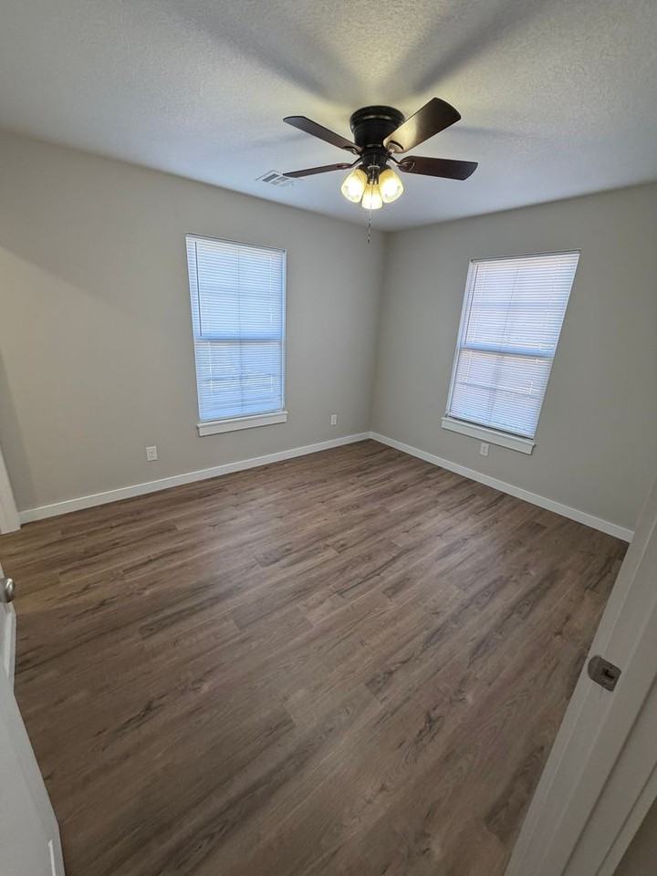 Limestone Estates - Photo 4 of 18