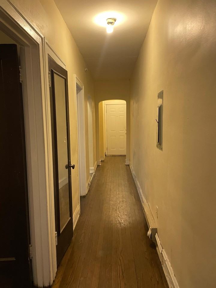 7501 S Chappel Ave Apt 2b #2B - Photo 3 of 13