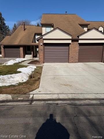 6540 Ridgefield Cir - Photo 2 of 19