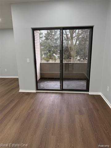 6540 Ridgefield Cir - Photo 7 of 19