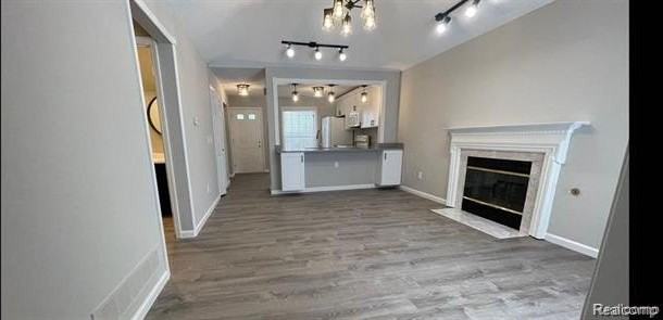 31136 Columbia Dr - Photo 6 of 22