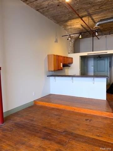 5805 #401 Lincoln Street #404 - Photo 7 of 12