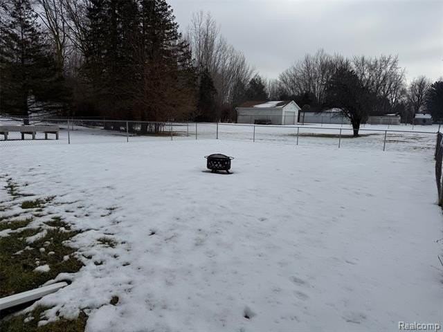 6939 Alma Ct - Photo 3 of 23