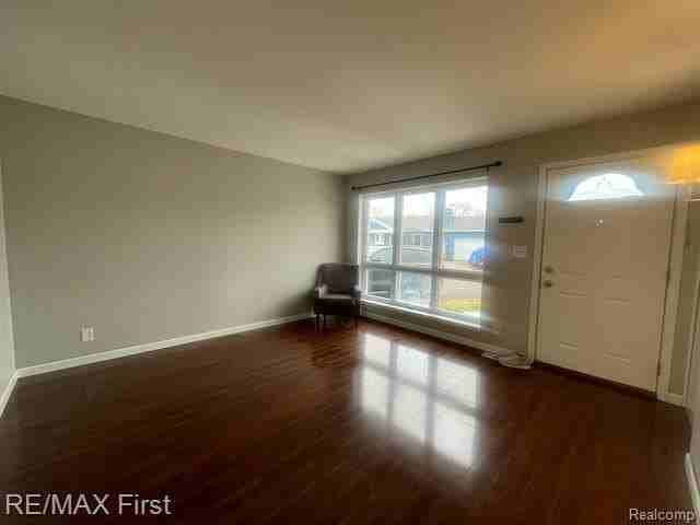 46656 Roselane Dr - Photo 5 of 23