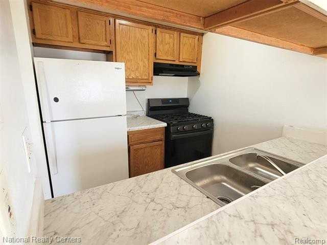 8831 Sunrise Dr - Photo 7 of 19