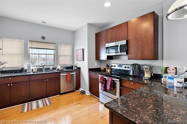 248 Mack Ave #3 - Photo 5 of 9