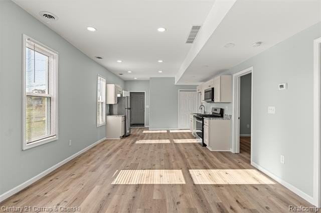 1973 E Grand Unit A Boulevard - Photo 6 of 29