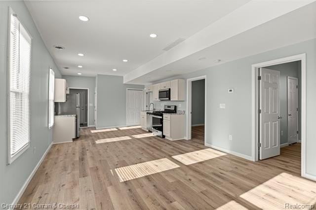 1973 E Grand Unit A Boulevard - Photo 7 of 29