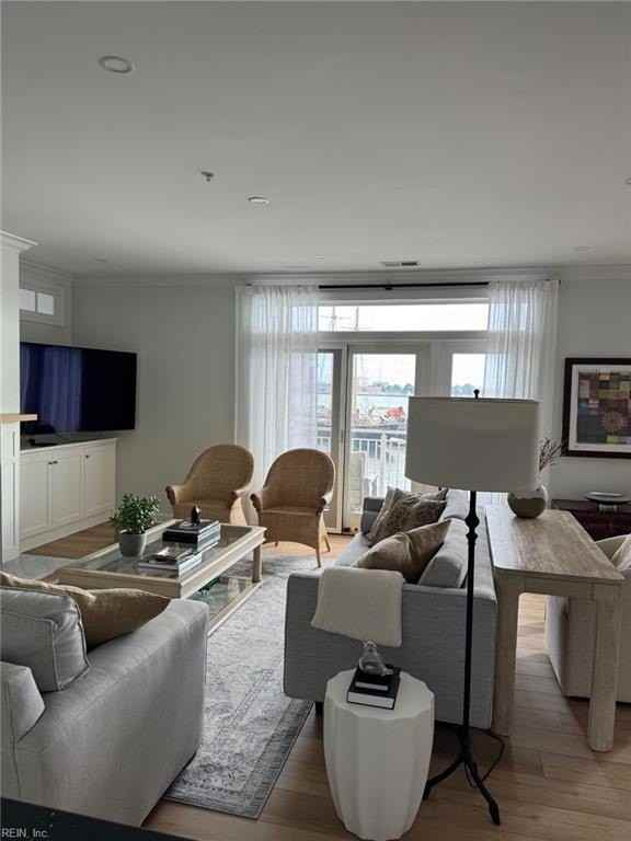 305 Brooke Ave #103 - Photo 2 of 18