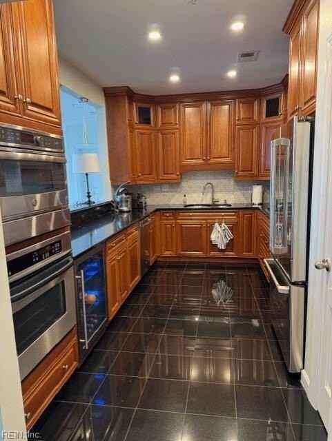 305 Brooke Ave #103 - Photo 6 of 18