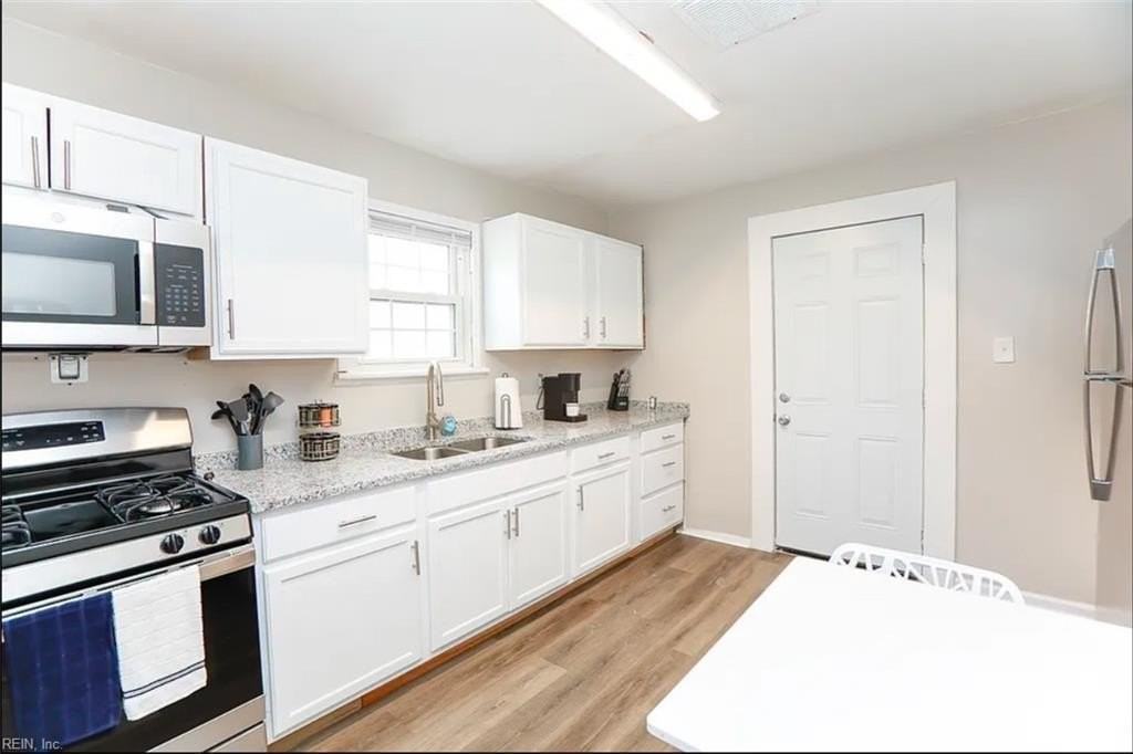 1265 Pall Mall St #A - Photo 3 of 22