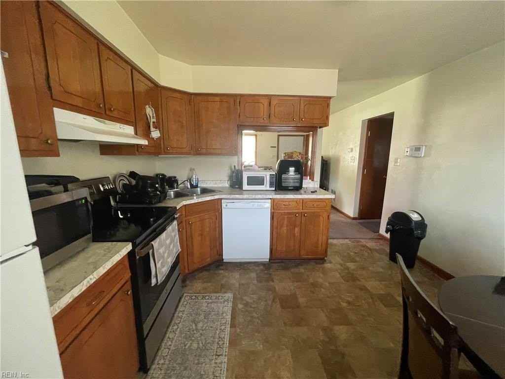 1524 Wyoming Ave #A - Photo 5 of 14