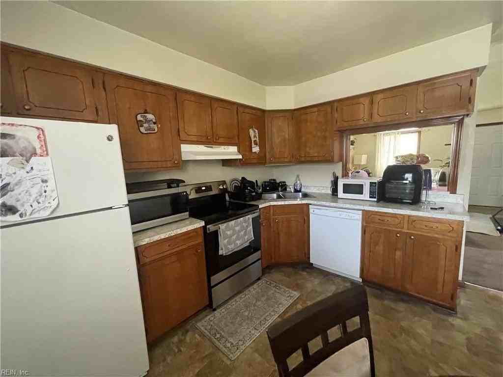 1524 Wyoming Ave #A - Photo 7 of 14