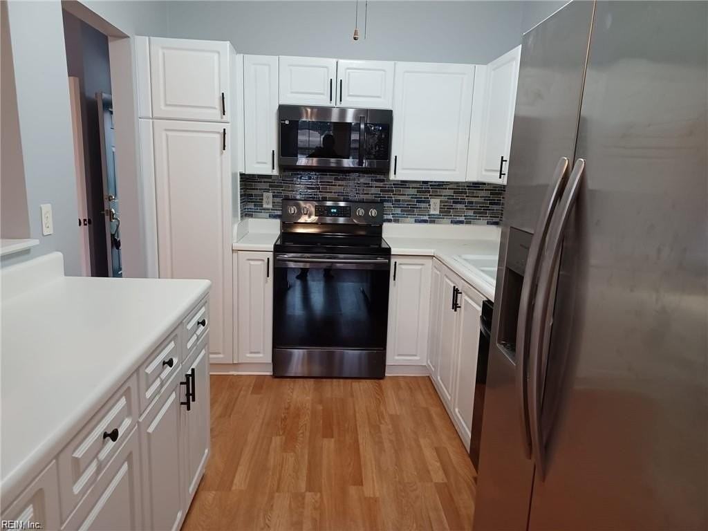 1332 Lake Dr - Photo 2 of 20