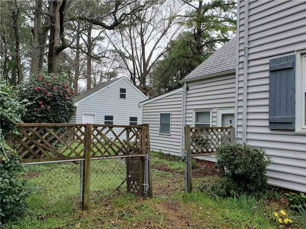 1600 Cedar Ln - Photo 3 of 30