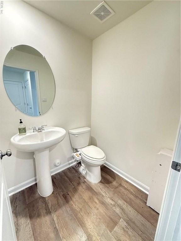 565 Bridgeway Ct - Photo 5 of 24