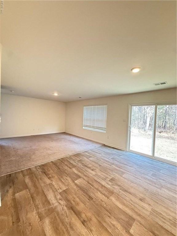 565 Bridgeway Ct - Photo 6 of 24