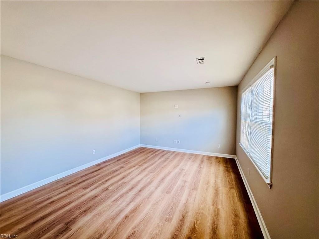 345 Marlboro Rd - Photo 2 of 25