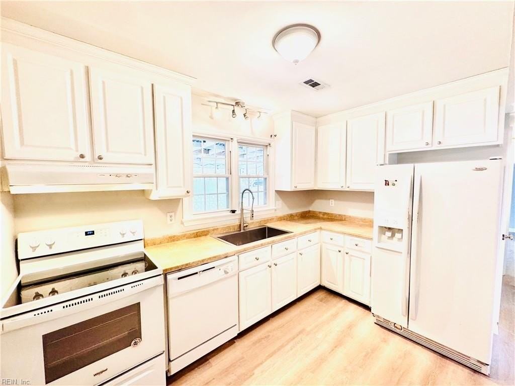 345 Marlboro Rd - Photo 5 of 25