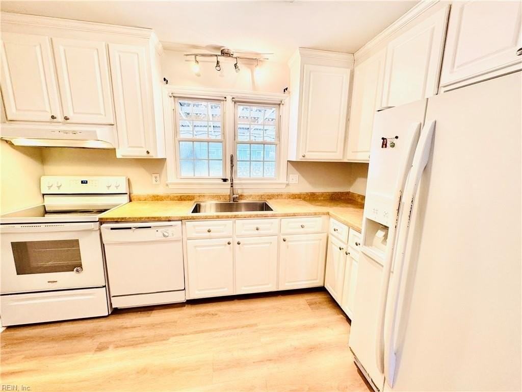 345 Marlboro Rd - Photo 6 of 25