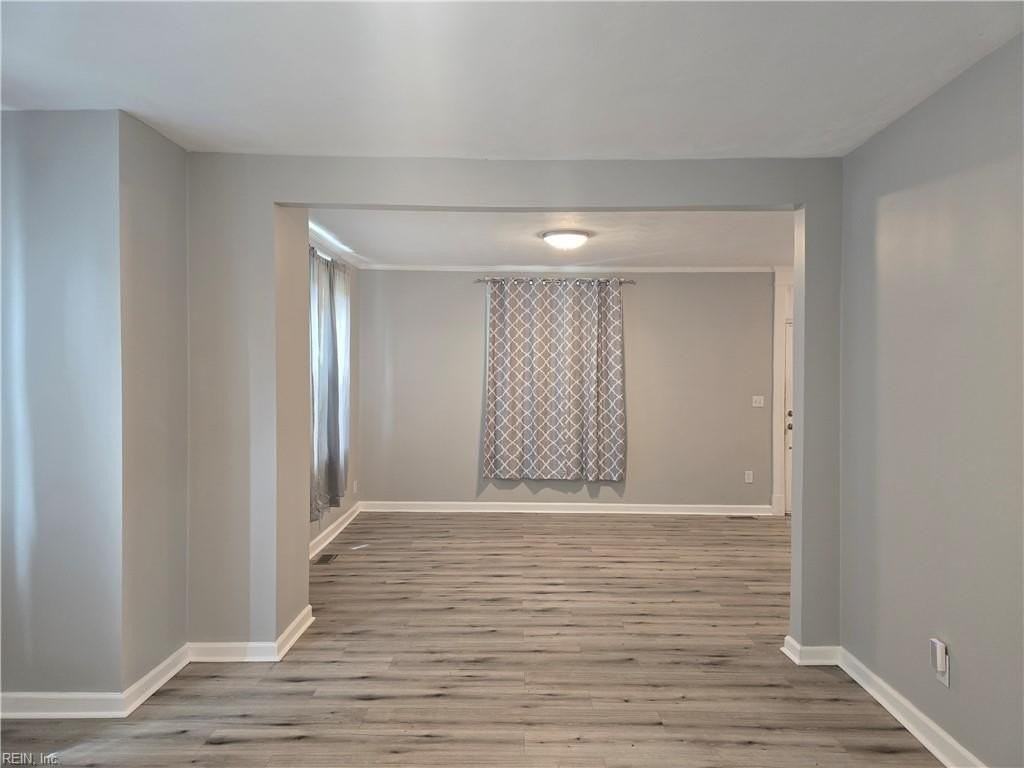 547 Maryland Ave - Photo 5 of 27