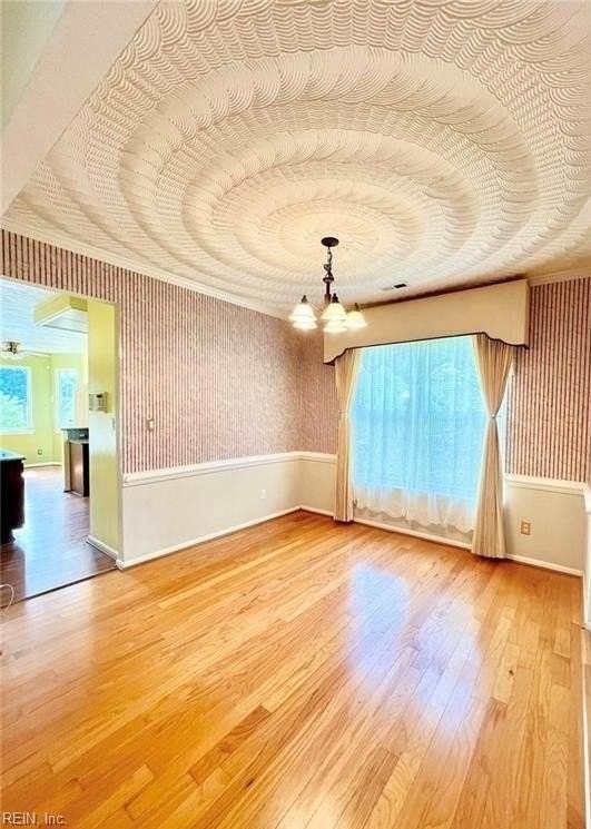 2928 Drum Point Cres - Photo 4 of 24