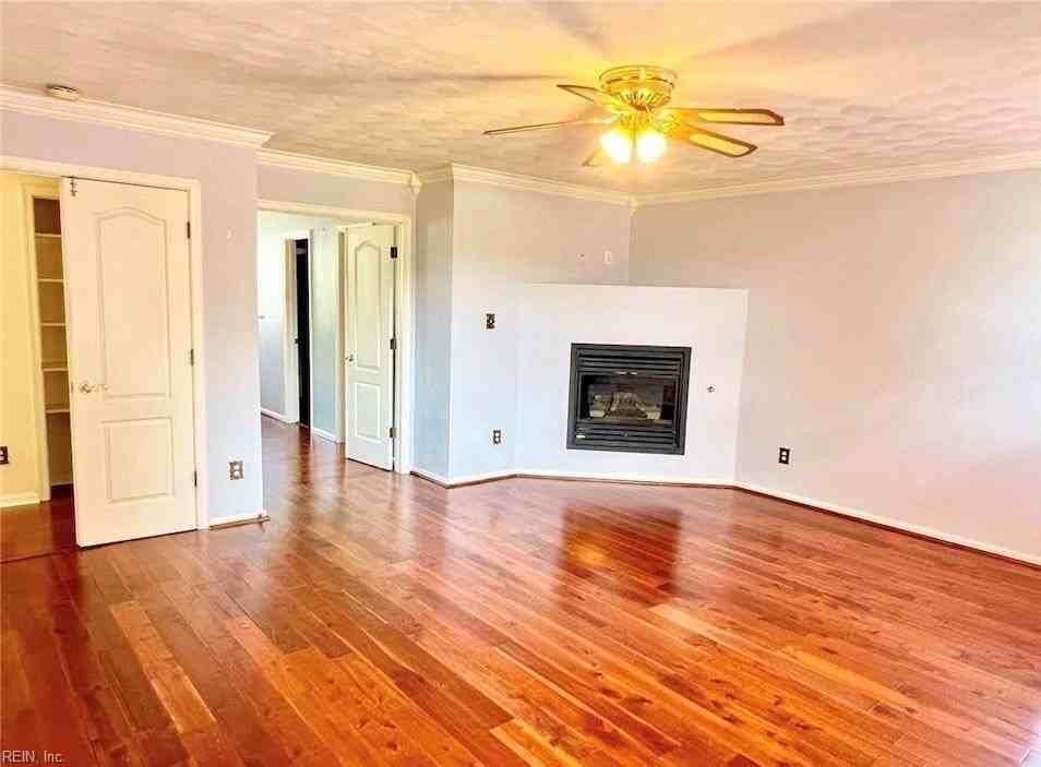 2928 Drum Point Cres - Photo 6 of 24