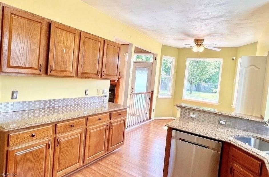 2928 Drum Point Cres - Photo 7 of 24