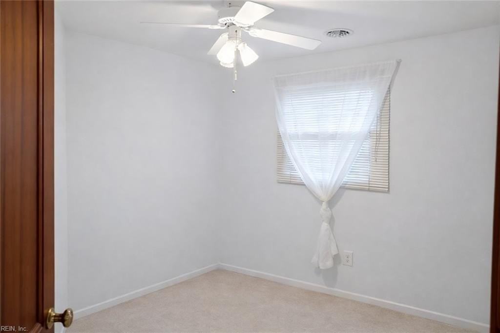 42 Jordan Dr - Photo 5 of 11