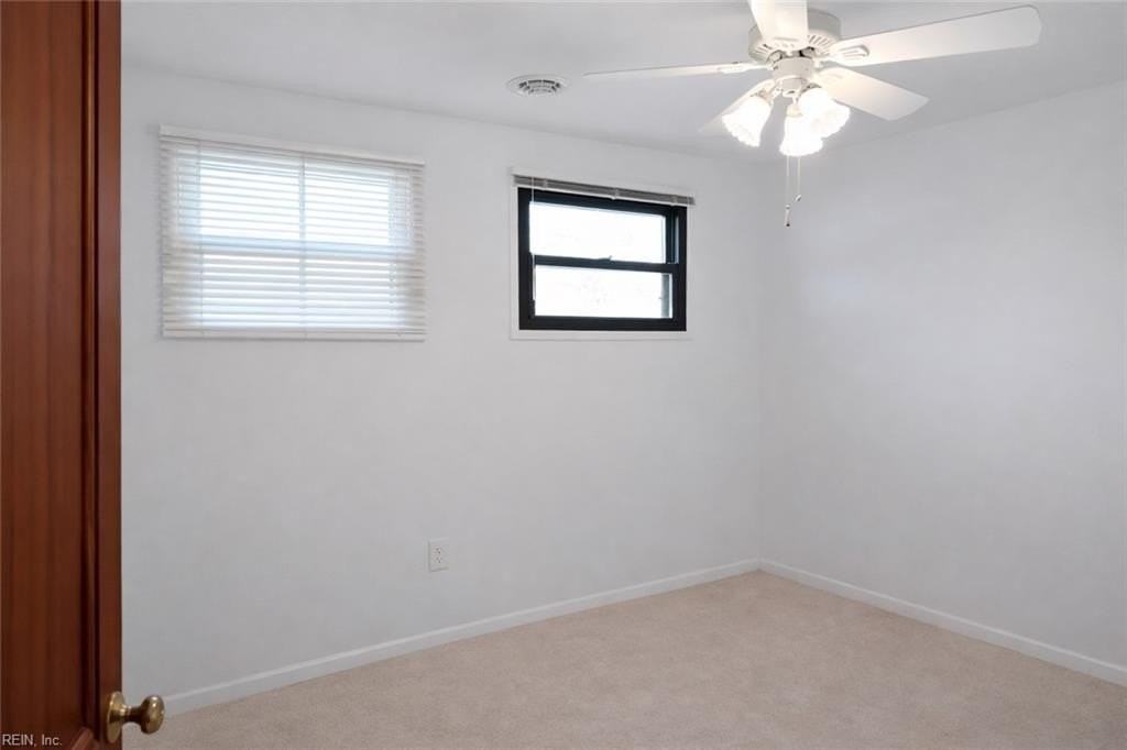 42 Jordan Dr - Photo 6 of 11