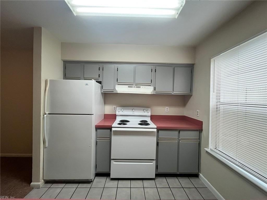 6512 N Military Hwy #C01 - Photo 5 of 9