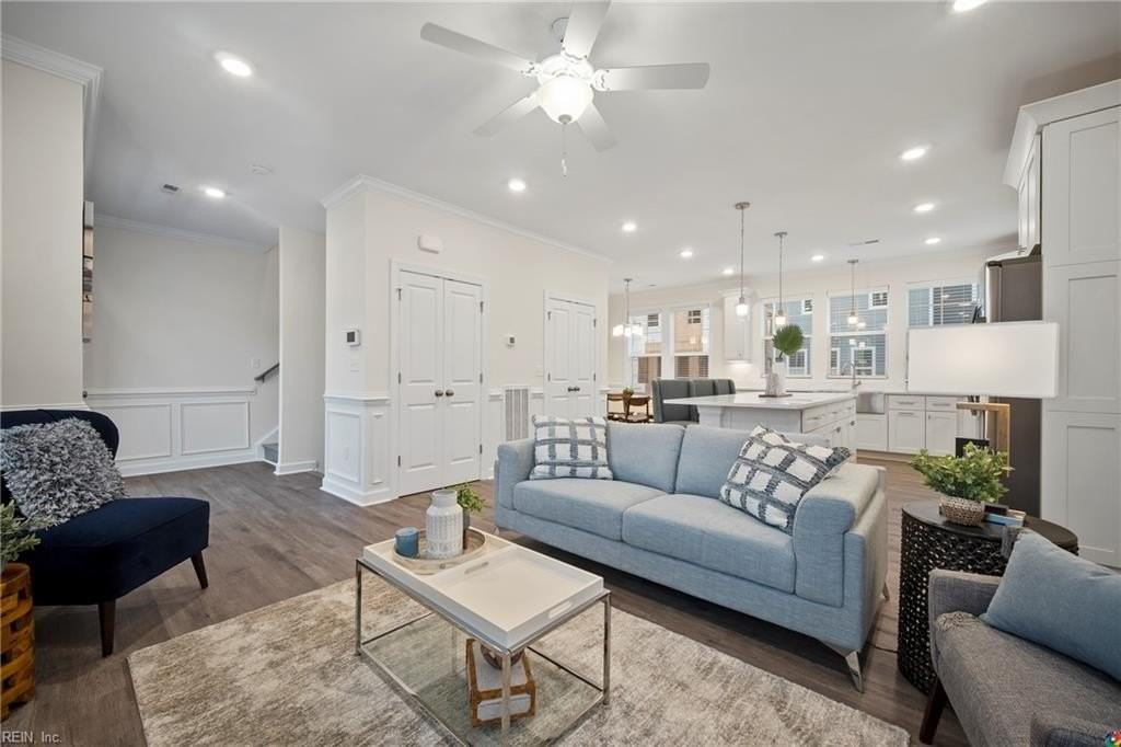 9608 21st Bay St - Photo 3 of 18