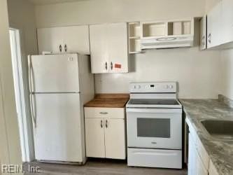 1729 49th St - Photo 5 of 33