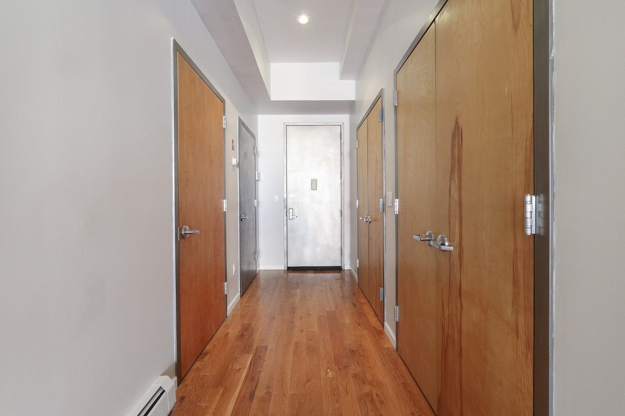 128 Wythe Ave Apt 4c #4C - Photo 7 of 8