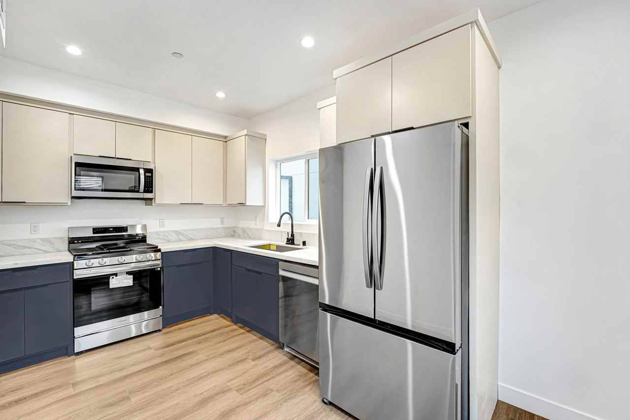 5348 Oakland St #5348 - Photo 5 of 39