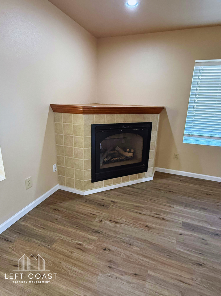 6314 Sw Harbor Ave #1 - Photo 4 of 10