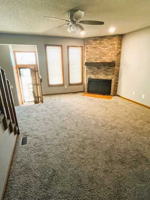 3609 Sw Eveningside Dr #TH - Photo 3 of 17