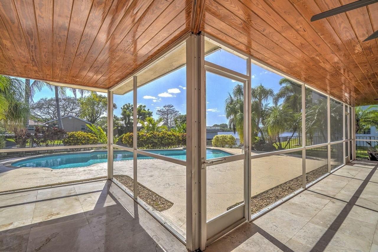 Sw 36th Ave - Photo 7 of 40