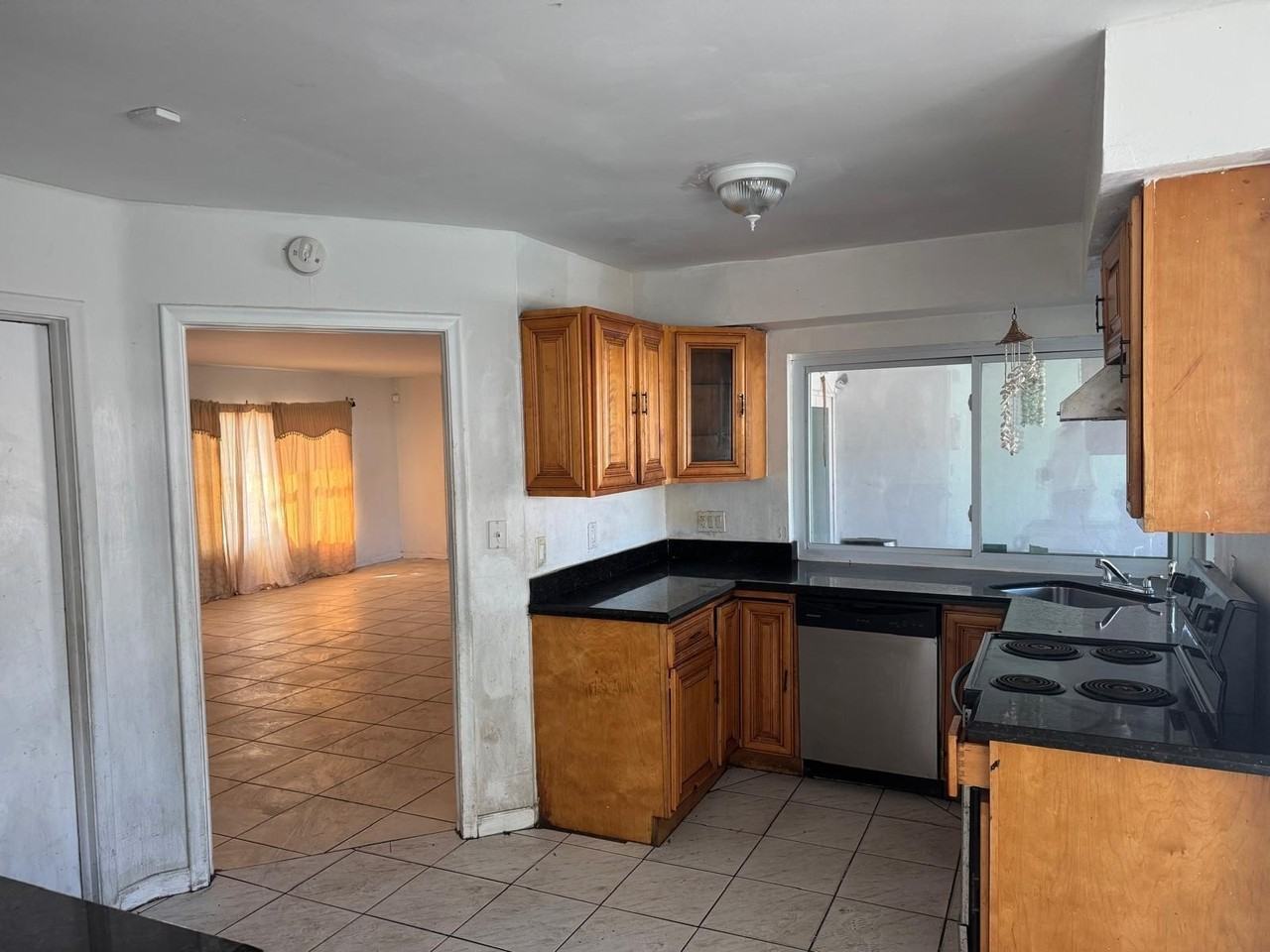 4954 Ataman St - Photo 2 of 5