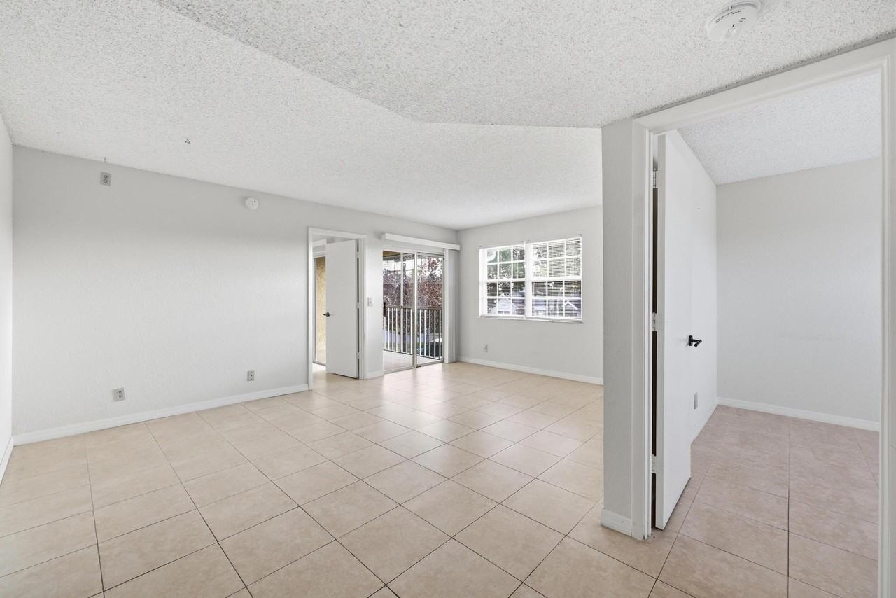 1502 Se Royal Green Cir #201 - Photo 5 of 16