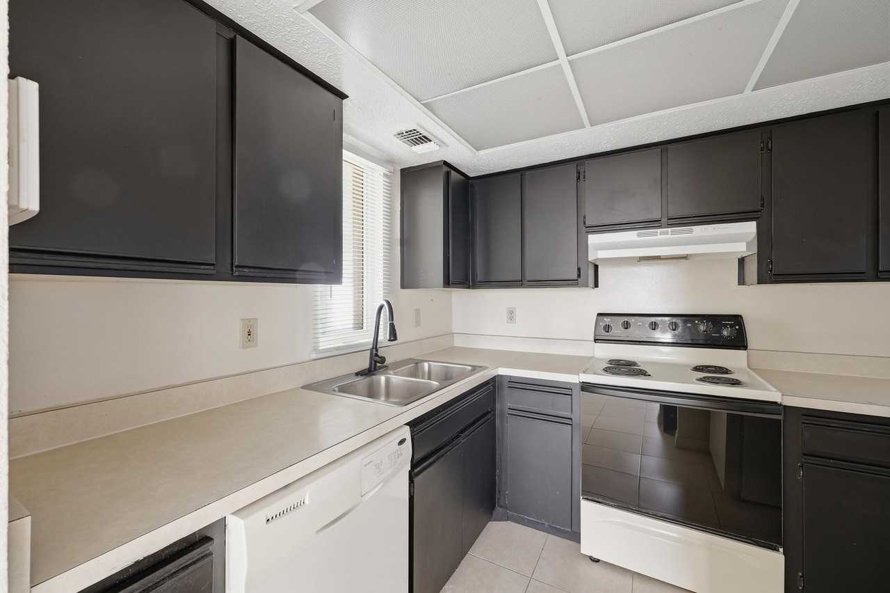 1502 Se Royal Green Cir #201 - Photo 7 of 16