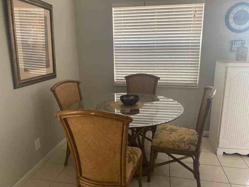 542 Normandy L - Photo 6 of 32