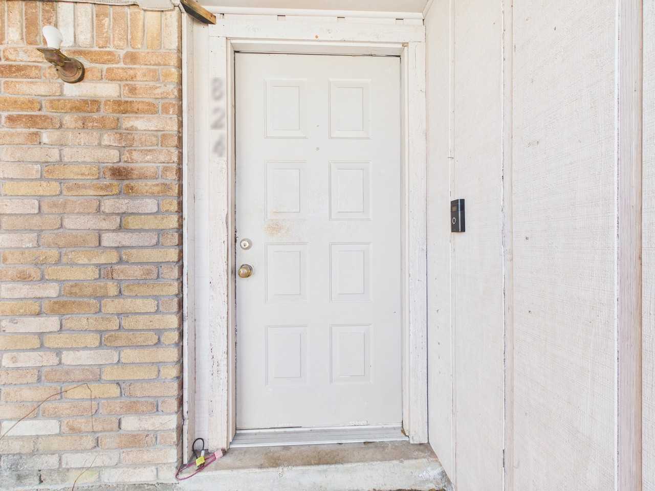 824 San Saba Dr #1 - Photo 4 of 4