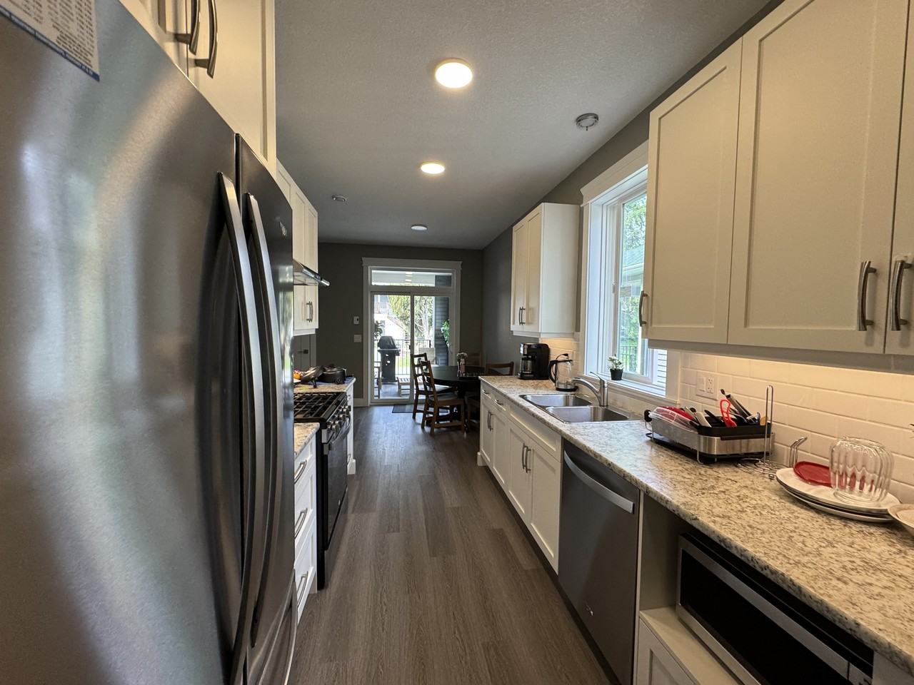 643 Lambert Ave #2 - Photo 4 of 9